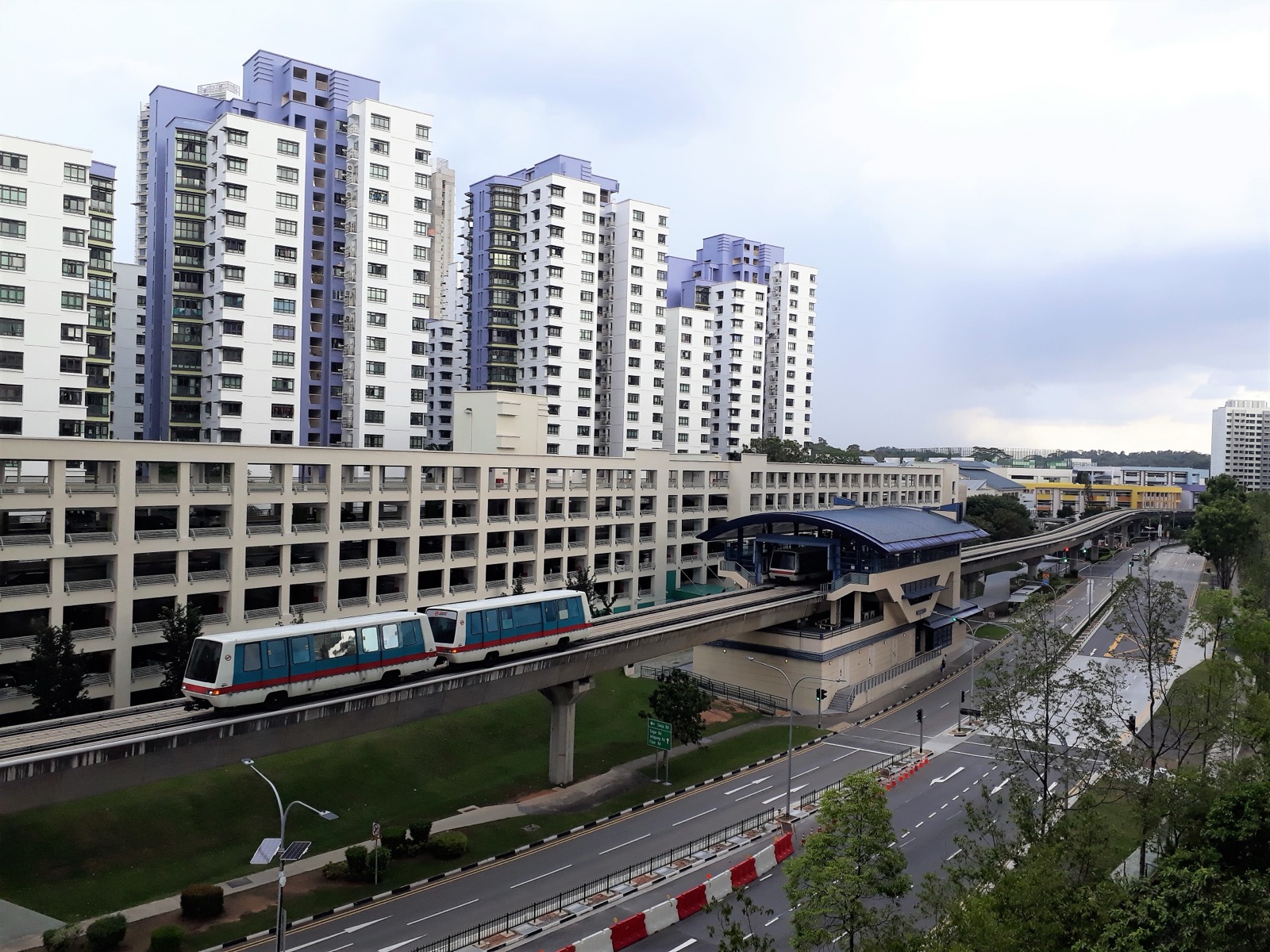Jelapang LRT (BP12), a 6-minute walk away